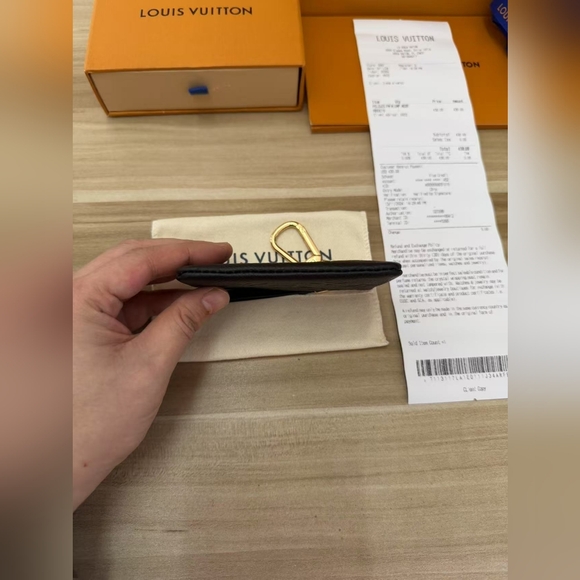 Louis Vuitton Key Pouch - Picture 3 of 15